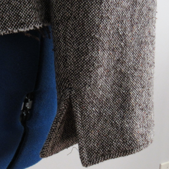 Frayed Hem Tweed Blazer with Peplum Size 4 - Picture 6 of 7